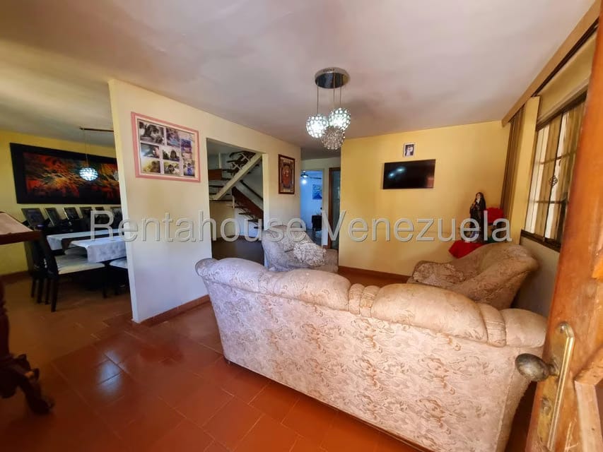 Casa (Multipes Niveles) en Venta en Villa Heroica, Miranda - 7
