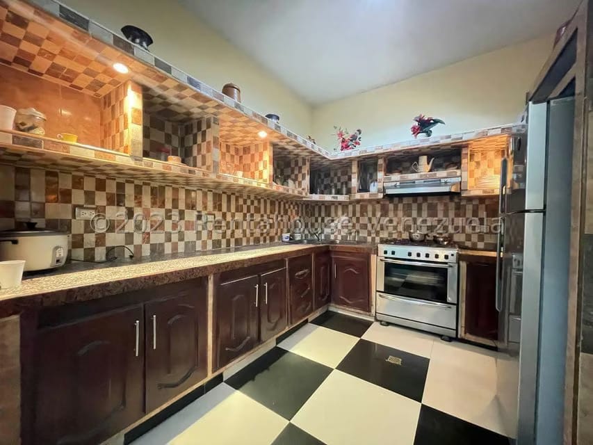 Casa (Duplex) en Venta en La Coromoto, Aragua - 23