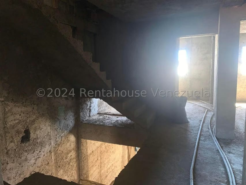 Casa (Multipes Niveles) en Venta en La Arboleda, Nueva Esparta - 29