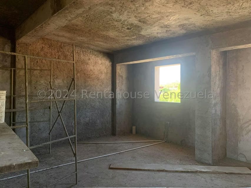 Casa (Multipes Niveles) en Venta en La Arboleda, Nueva Esparta - 38