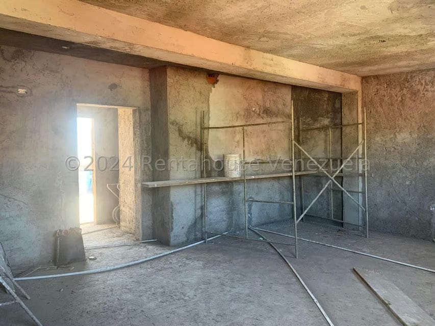 Casa (Multipes Niveles) en Venta en La Arboleda, Nueva Esparta - 40