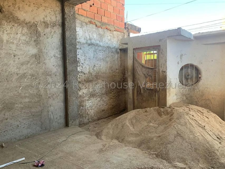 Casa (Multipes Niveles) en Venta en La Arboleda, Nueva Esparta - 5