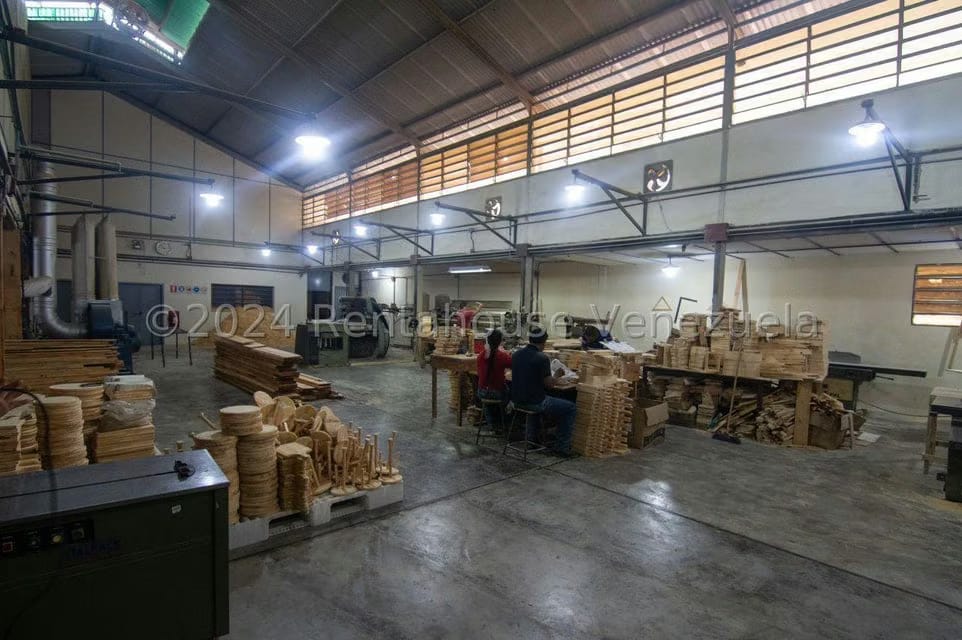 Comercial (Galpon - Deposito) en Venta en Municipio Carrizal, Miranda - 11