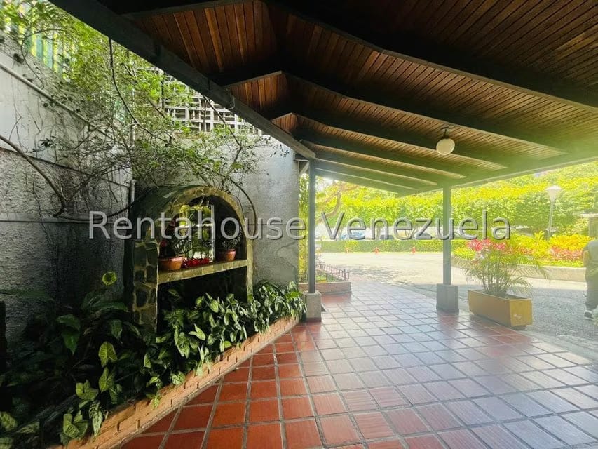 Apartamento (1 Nivel) en Alquiler en Baruta, Distrito Metropolitano - 3