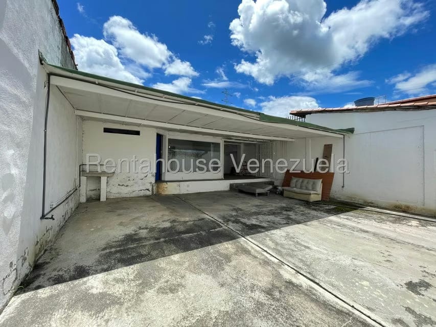 Casa (1 Nivel) en Alquiler en Valle Hondo, Lara - 33