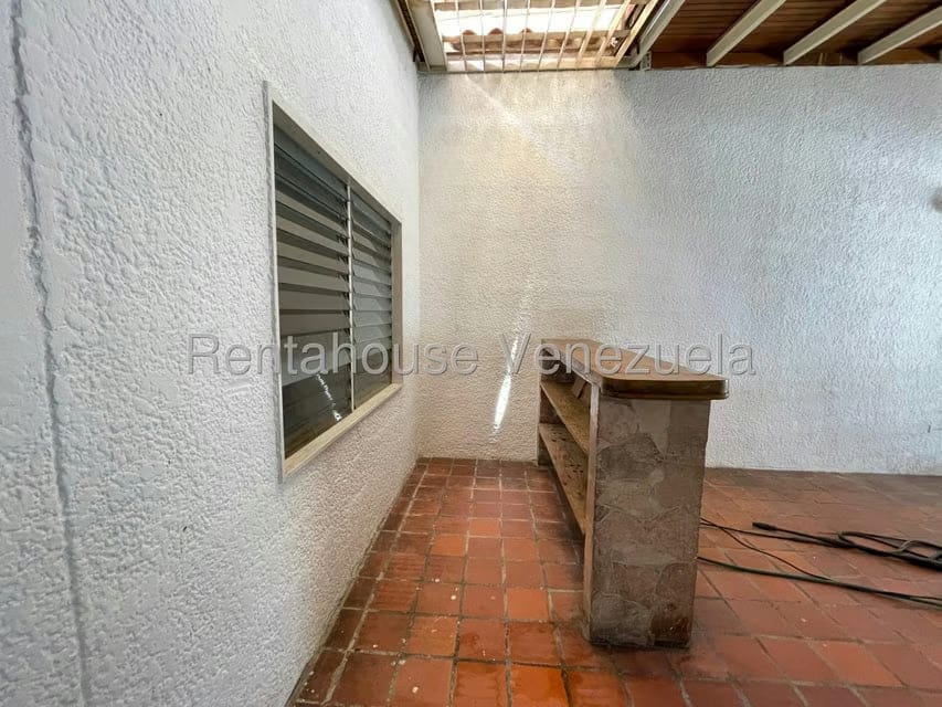 Casa (1 Nivel) en Alquiler en Valle Hondo, Lara - 9