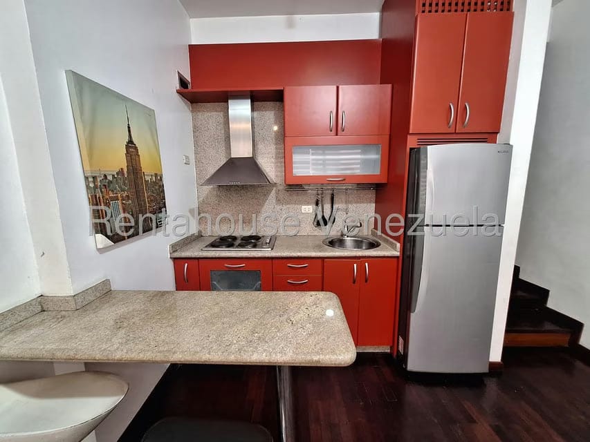 Apartamento (1 Nivel) en Alquiler en Campo Alegre, Distrito Metropolitano - 2