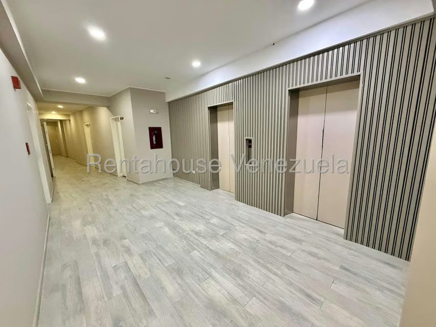 Apartamento (1 Nivel) en Venta en La Escondida, Distrito Metropolitano - 14