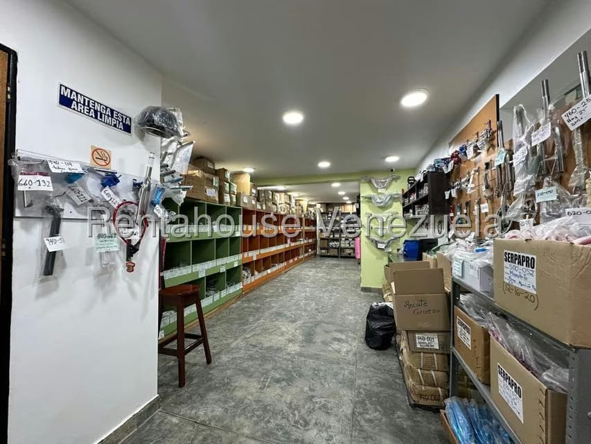 Casa (Multipes Niveles) en Venta en El Paraiso, Distrito Metropolitano - 24