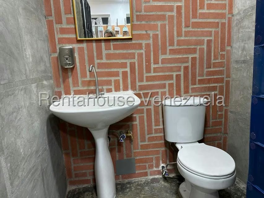 Casa (Multipes Niveles) en Venta en El Paraiso, Distrito Metropolitano - 25
