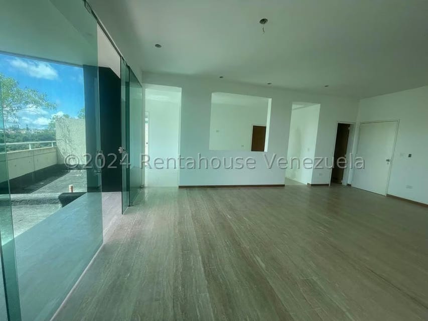 Apartamento (1 Nivel) en Venta en La Lagunita Country Club, Distrito Metropolitano - 11