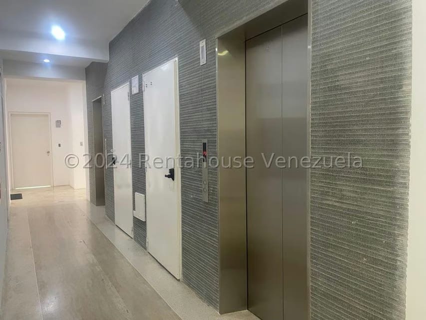 Apartamento (1 Nivel) en Venta en La Lagunita Country Club, Distrito Metropolitano - 6