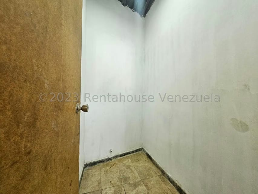 Comercial (Local Comercial) en Alquiler en Nueva Segovia, Lara - 11