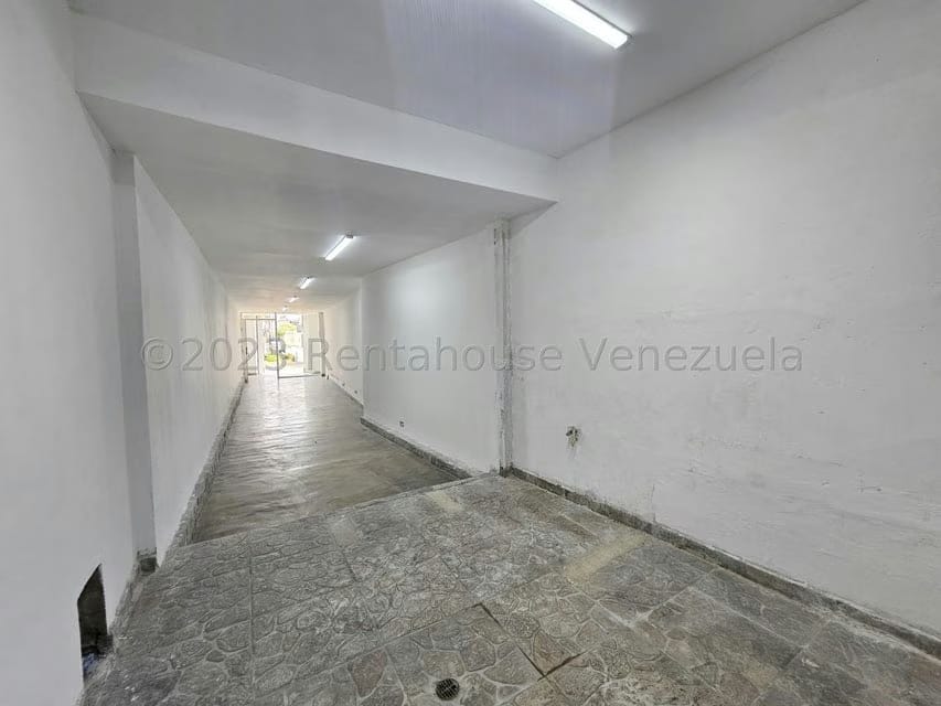 Comercial (Local Comercial) en Alquiler en Nueva Segovia, Lara - 13