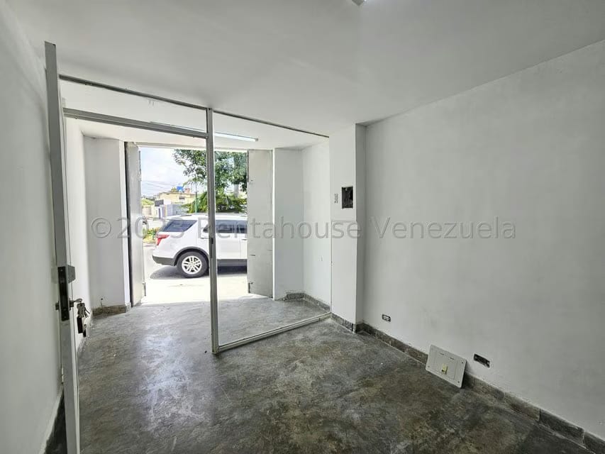 Comercial (Local Comercial) en Alquiler en Nueva Segovia, Lara - 16