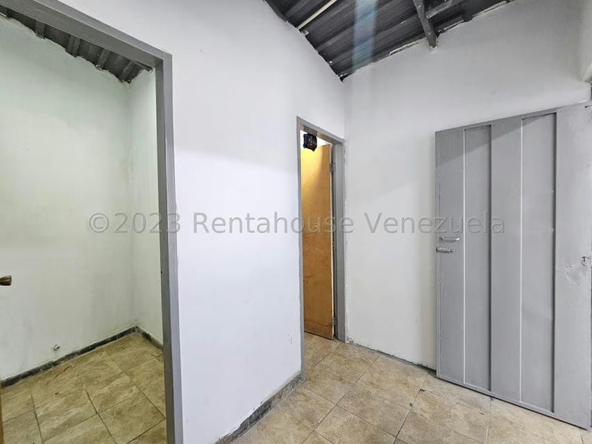 Comercial (Local Comercial) en Alquiler en Nueva Segovia, Lara - 9