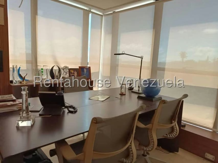 Comercial (Oficina) en Alquiler en El Hatillo, Distrito Metropolitano - 11