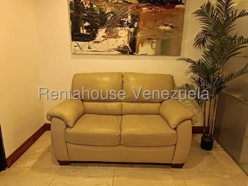 Comercial (Oficina) en Alquiler en El Hatillo, Distrito Metropolitano - 3