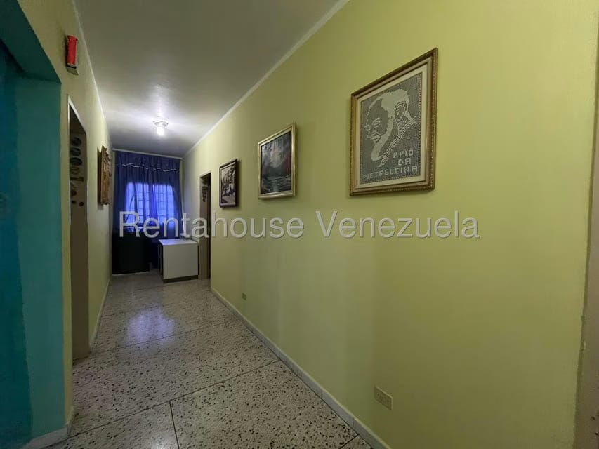 Casa (1 Nivel) en Venta en Municipio Guaicaipuro, Miranda - 11