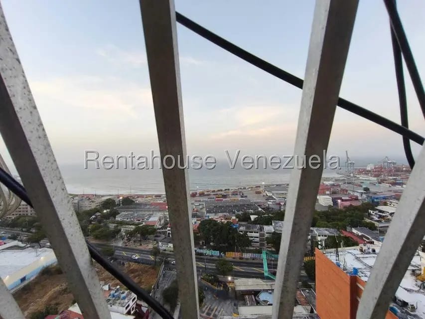 Apartamento (Penthouse) en Venta en Maiquetia, Vargas - 32
