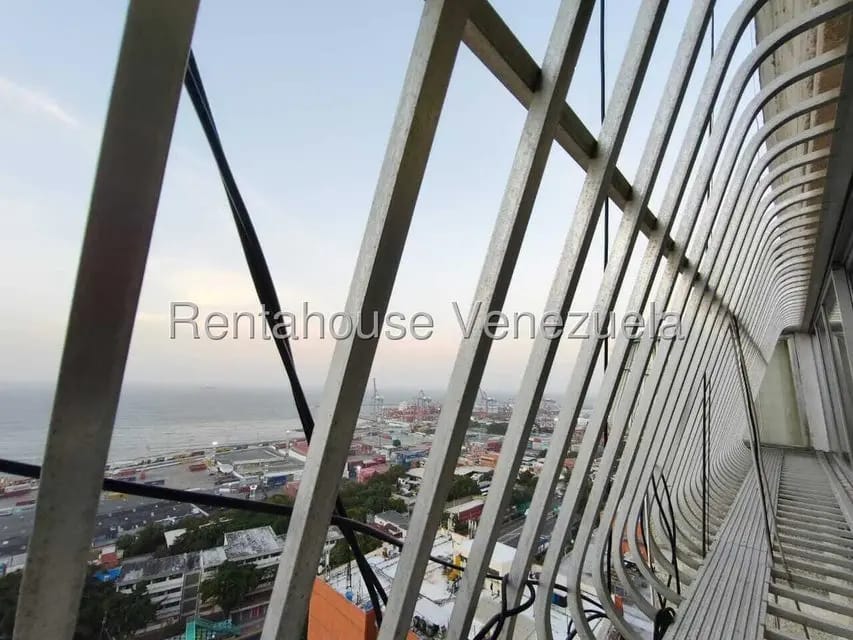 Apartamento (Penthouse) en Venta en Maiquetia, Vargas - 48