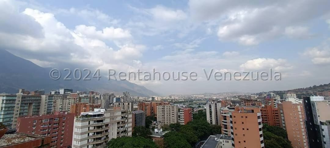 Apartamento (Duplex) en Venta en El Rosal, Distrito Metropolitano - 14