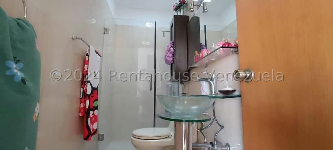 Apartamento (Duplex) en Venta en El Rosal, Distrito Metropolitano - 42