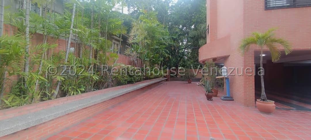 Apartamento (Duplex) en Venta en El Rosal, Distrito Metropolitano - 52