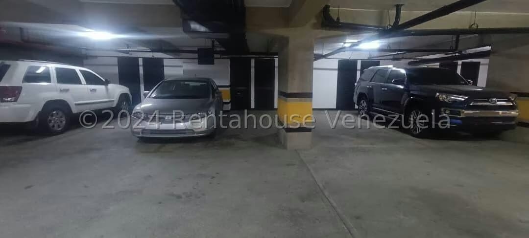Apartamento (Duplex) en Venta en El Rosal, Distrito Metropolitano - 57
