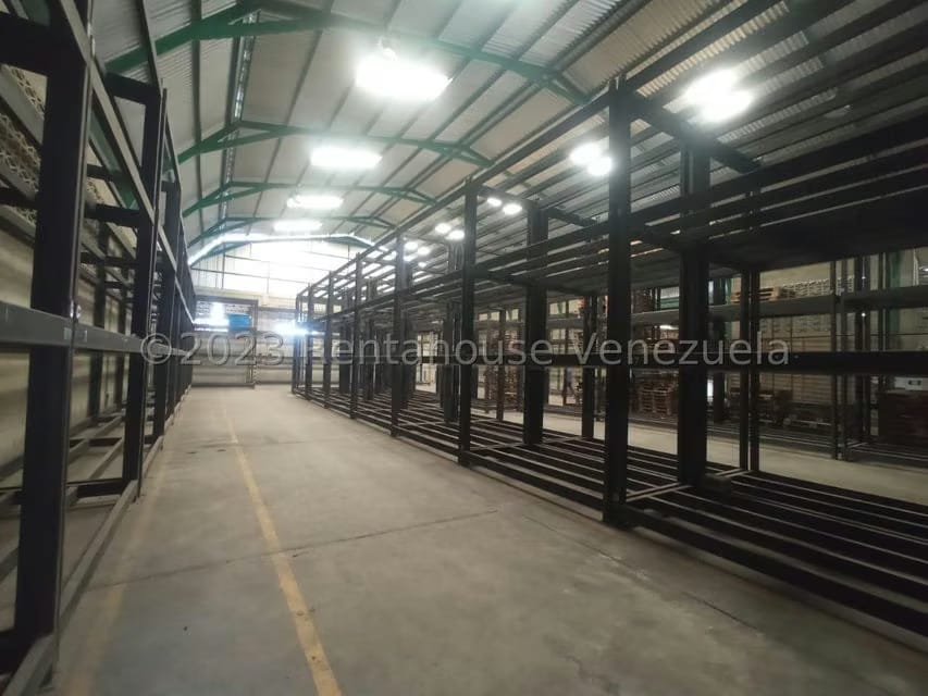 Comercial (Local Comercial) en Venta en Zona Industrial 2, Lara - 21