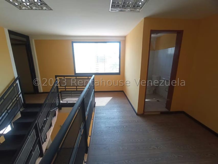 Comercial (Local Comercial) en Venta en Zona Industrial 2, Lara - 10