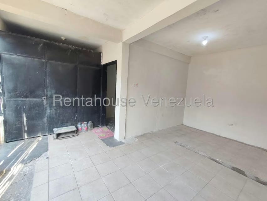 Casa (Multipes Niveles) en Venta en Jose Felix Ribas, Aragua - 2