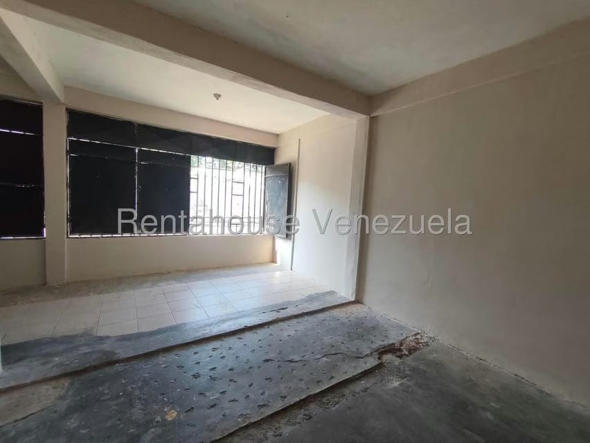 Casa (Multipes Niveles) en Venta en Jose Felix Ribas, Aragua - 11
