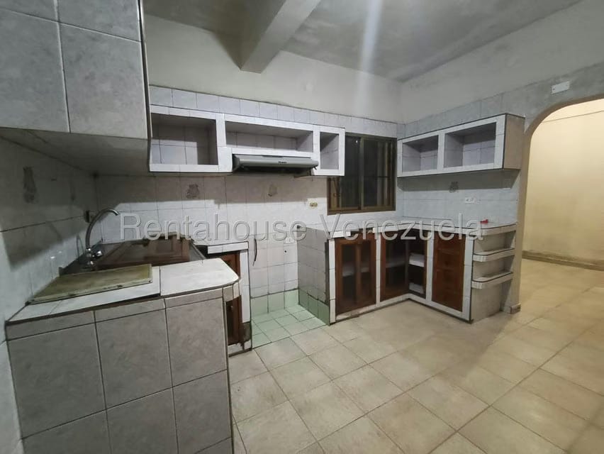 Casa (Multipes Niveles) en Venta en Jose Felix Ribas, Aragua - 16