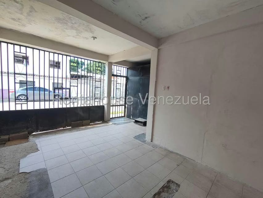 Casa (Multipes Niveles) en Venta en Jose Felix Ribas, Aragua - 3