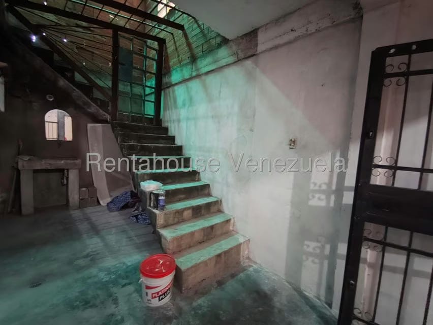 Casa (Multipes Niveles) en Venta en Jose Felix Ribas, Aragua - 28