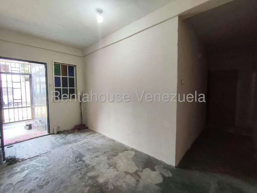 Casa (Multipes Niveles) en Venta en Jose Felix Ribas, Aragua - 9