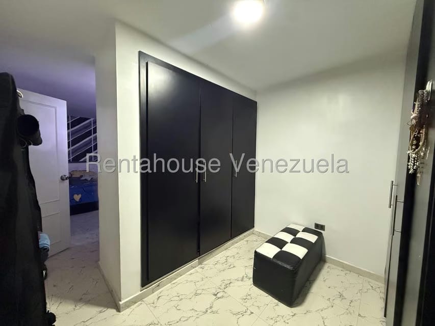 Apartamento (1 Nivel) en Venta en Parque Caiza, Distrito Metropolitano - 11