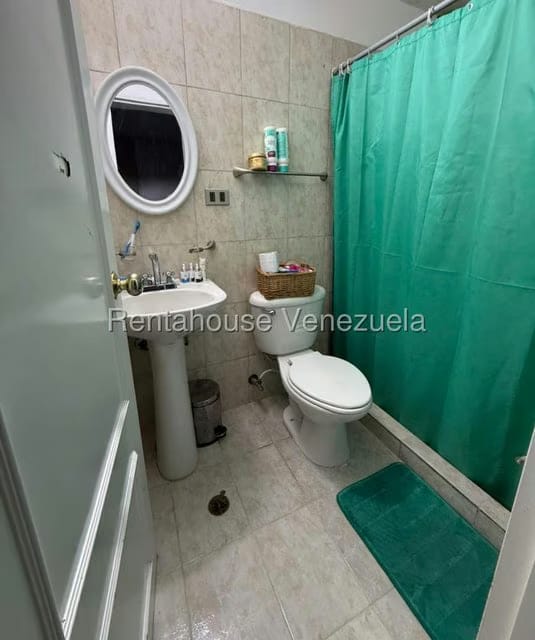 Apartamento (1 Nivel) en Venta en Parque Caiza, Distrito Metropolitano - 12