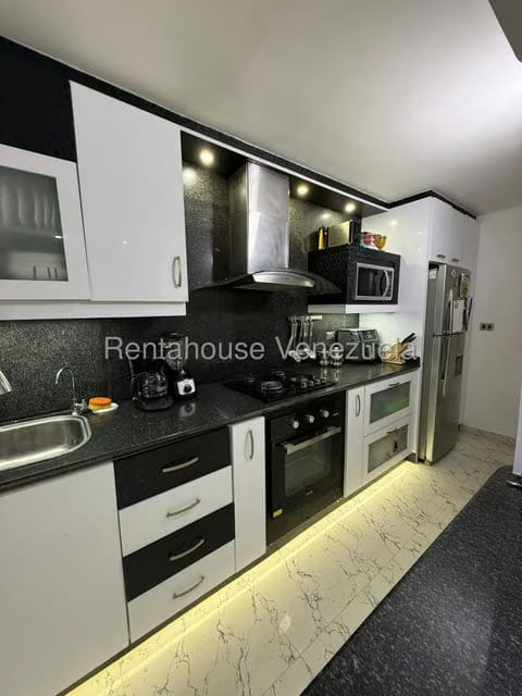 Apartamento (1 Nivel) en Venta en Parque Caiza, Distrito Metropolitano - 4