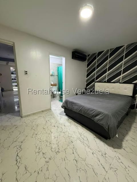 Apartamento (1 Nivel) en Venta en Parque Caiza, Distrito Metropolitano - 8