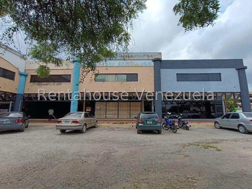 Comercial (Local Comercial) en Venta en Zona Industrial, Carabobo - 2