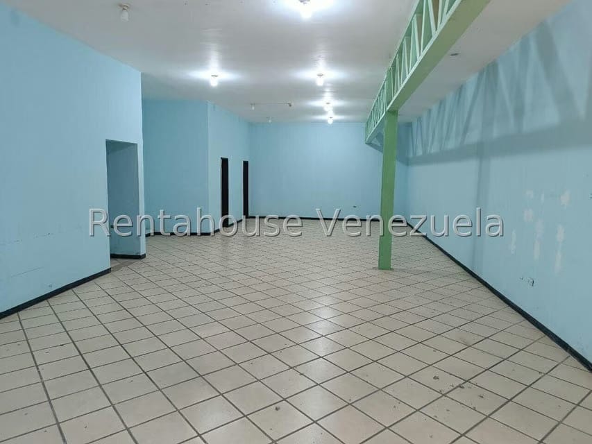 Comercial (Local Comercial) en Venta en Zona Industrial, Carabobo - 12