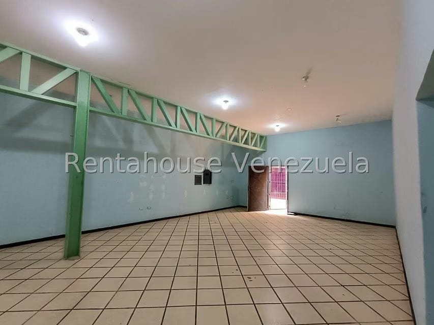 Comercial (Local Comercial) en Venta en Zona Industrial, Carabobo - 13