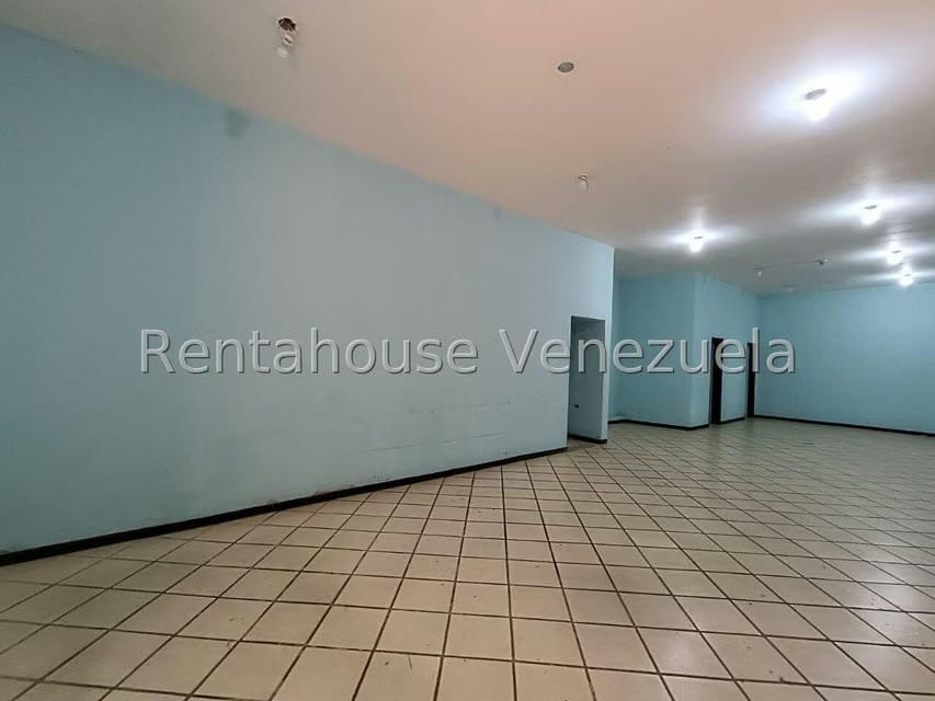 Comercial (Local Comercial) en Venta en Zona Industrial, Carabobo - 18