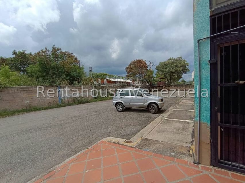 Comercial (Local Comercial) en Venta en Zona Industrial, Carabobo - 25
