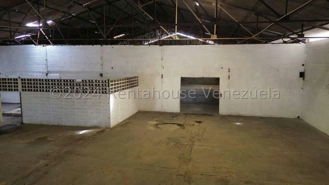 Comercial (Galpon - Deposito) en Venta en La Providencia, Aragua - 29