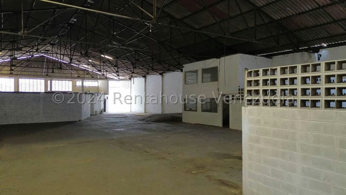 Comercial (Galpon - Deposito) en Venta en La Providencia, Aragua - 32