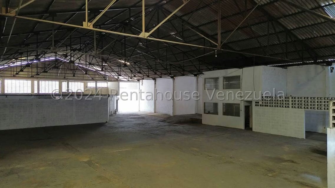Comercial (Galpon - Deposito) en Venta en La Providencia, Aragua - 33