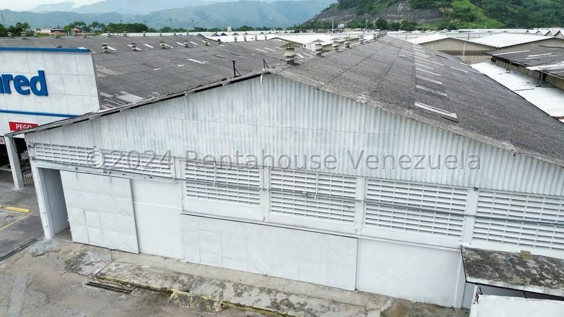 Comercial (Galpon - Deposito) en Venta en La Providencia, Aragua - 70
